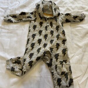 Gray and Black Lightning Bolt Kids One Piece 18-24 month Gymboree